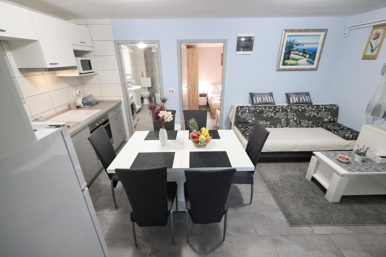 Two Bedroom Apartment Sunset Vir Exterior foto