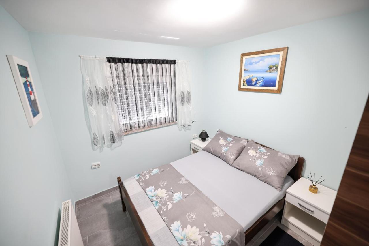 Two Bedroom Apartment Sunset Vir Exterior foto